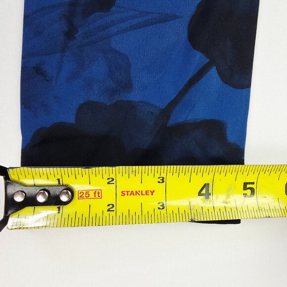 Lululemon Size 2 Womens Wunder Under Crop 23" Inseam Blue Black Floral Leggings - Picture 7 of 13